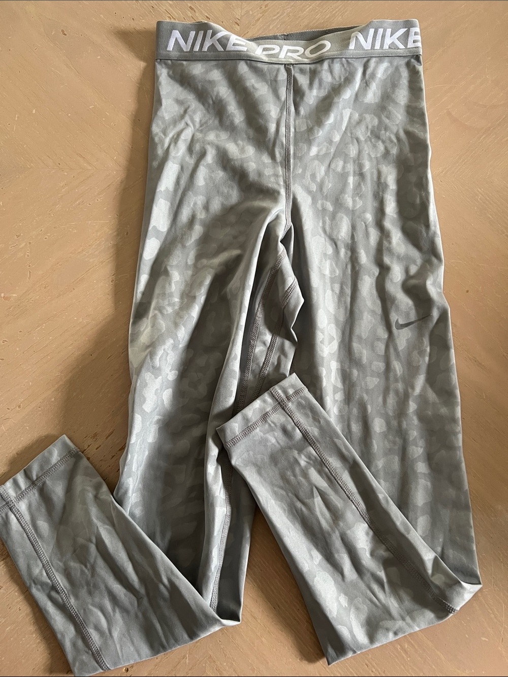 Nike Pro Light Gray Camo Leggings